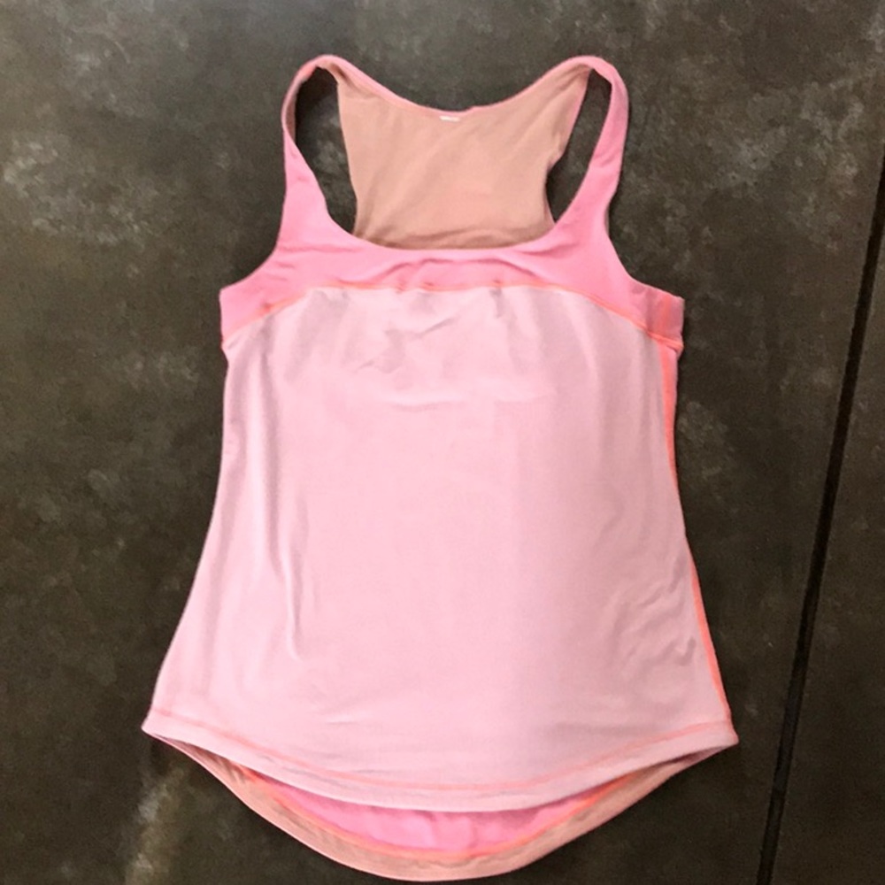 Lululemon tank